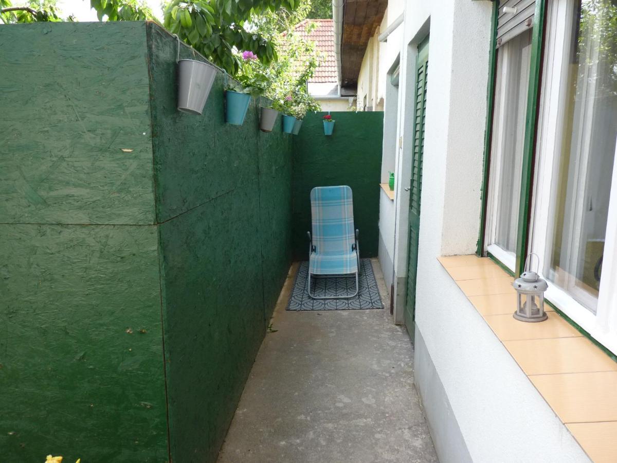 Zizi Apartman Debrecen Luaran gambar