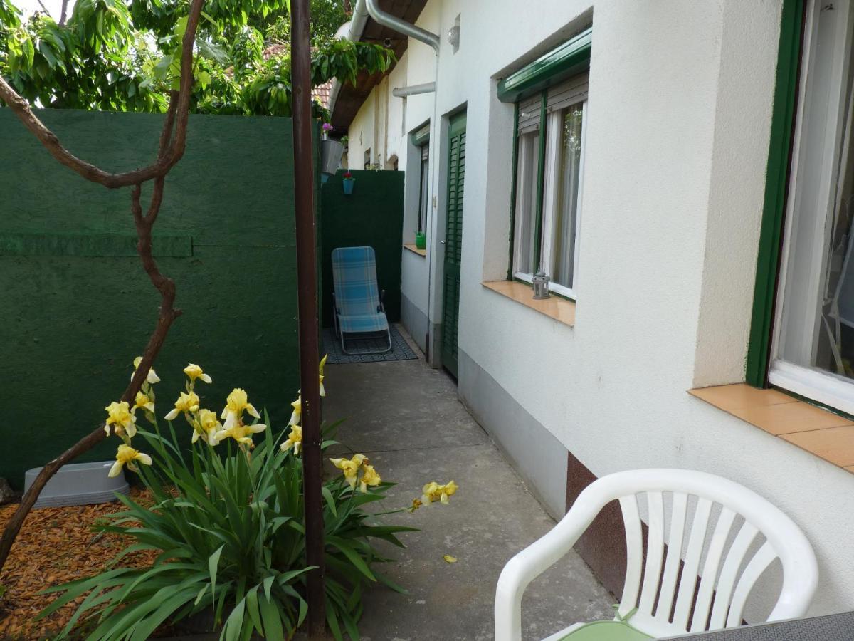 Zizi Apartman Debrecen Luaran gambar